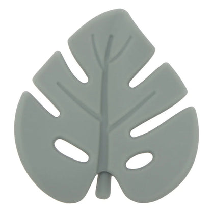 Leaf Pendant Necklace